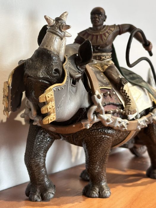 Schleich 70083 Гладиатор на боевом носороге — оригинал, редкость