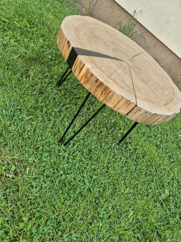 Stolik z plastra dębu śr. 70 cm