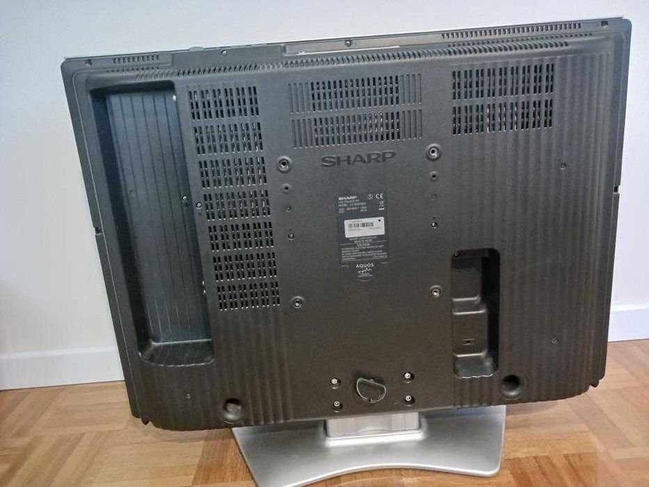 telewizor SHARP AQUOS LC-32GD8EA i dekoder DVB-T2 LTC LXHD203