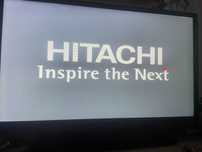 LED 32 HITACHI телевізор