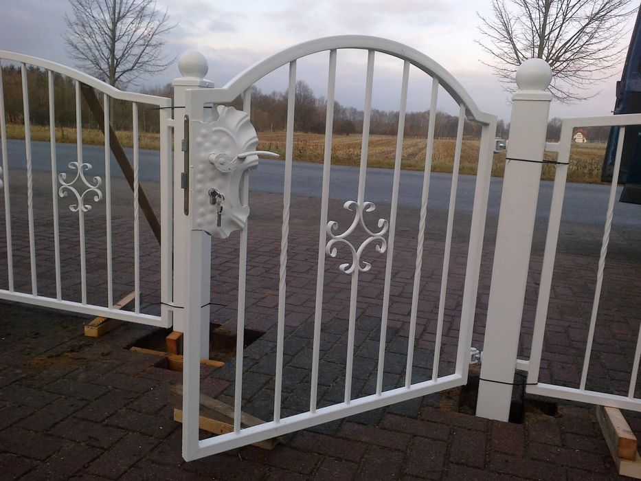 Ogrodzenie na wymiar brama furtka balustrada automat do bramy