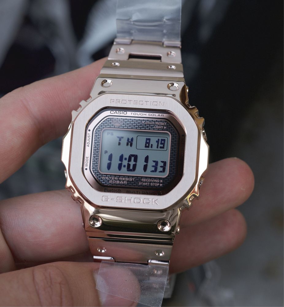 Casio G-shock GMW-B5000GD-4 новые оригинал