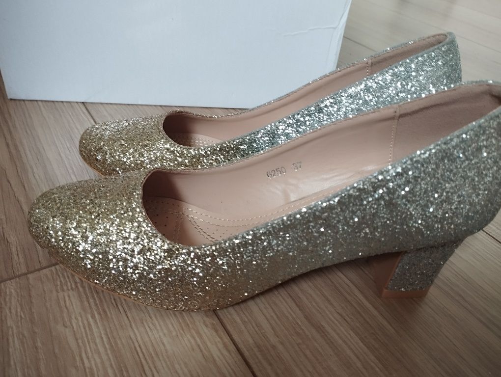 Nowe buty damskie czółenka srebrno złote na słupku