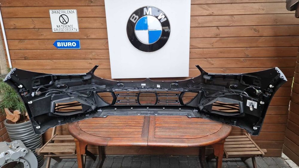 BMW G32 LCI Zderzak M pakiet . NOWY kompletny pod kolor
