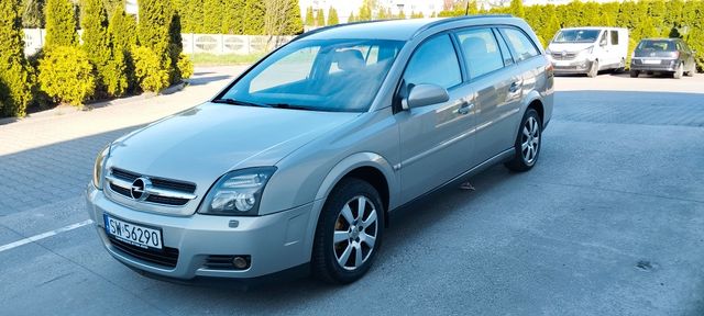 Opel Vectra 1.8 16V 122 kM 2005 r. Xenon. Klimatronic. Kombi. Ładna :)