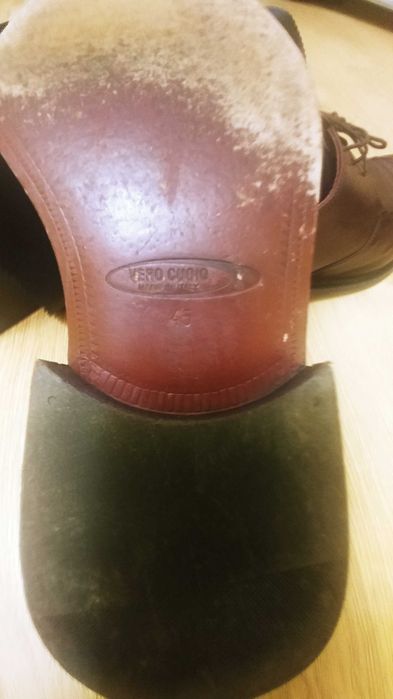 Туфлі осінні шкіра 45 розмір  вир-во Італія