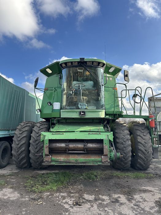 Комбайн JOHN DEERE 9610