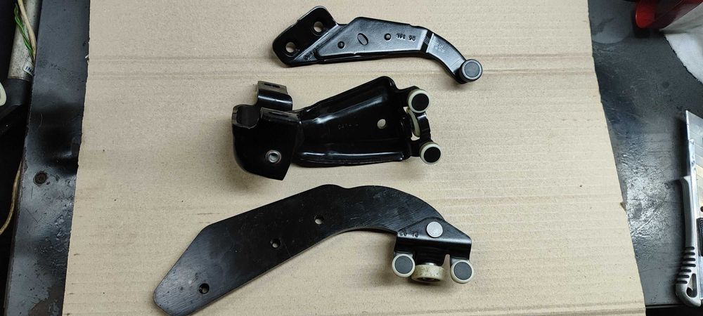 Комплект оригинальных роликов левой L сдвижной двери Vito 2013-14