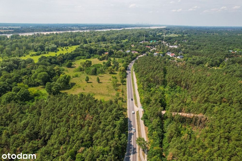 Działka W Pierwszej Linii Zabudowy !!!