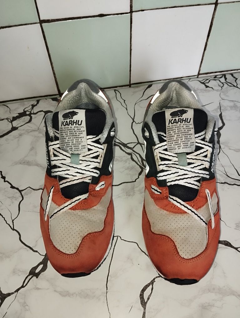 Кросівки Karhu р.43 шкіряні сучасні чоловічі