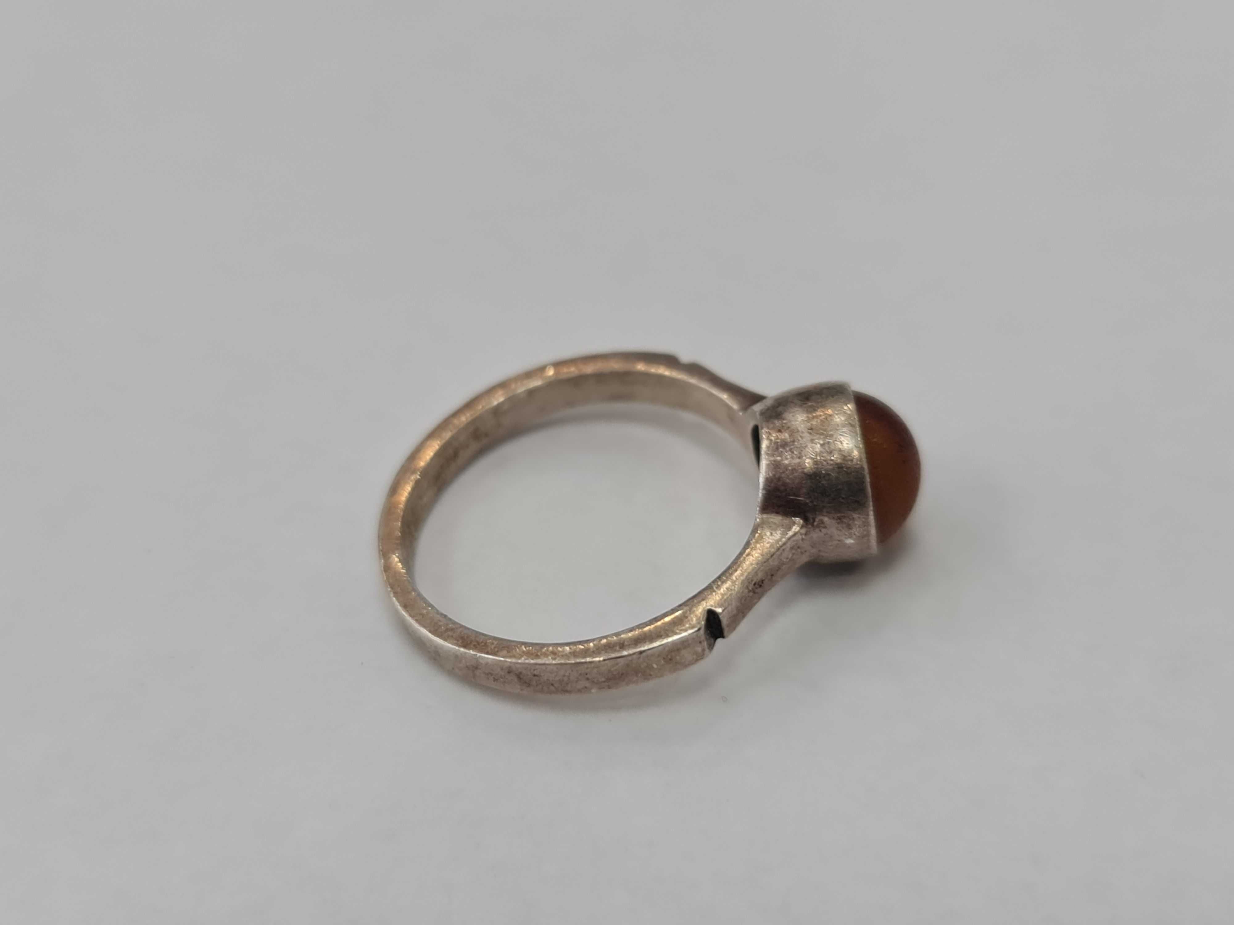 Warmet! Ciekawy srebrny pierścionek damski/ 960/ 3.05 gram/ R14