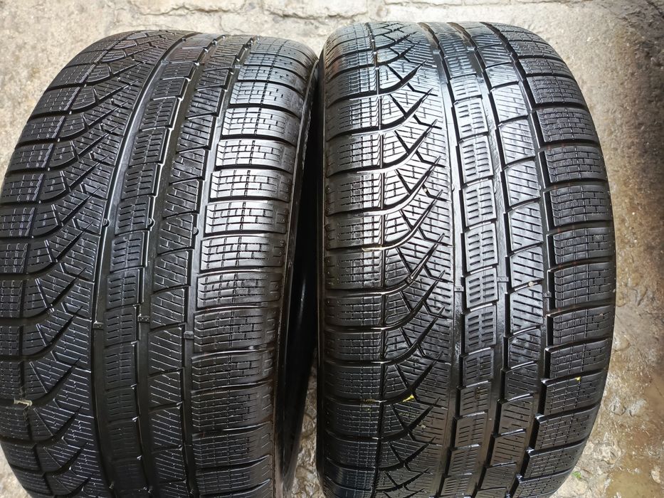 Sprzedam bardzo ładne opony Pirelli 275/40 r19