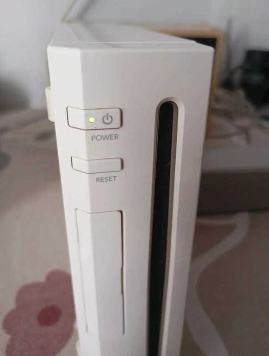 Wii branca com alimentador uk