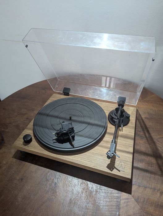 Gramofon Audio-Technica AT-LPW40WN