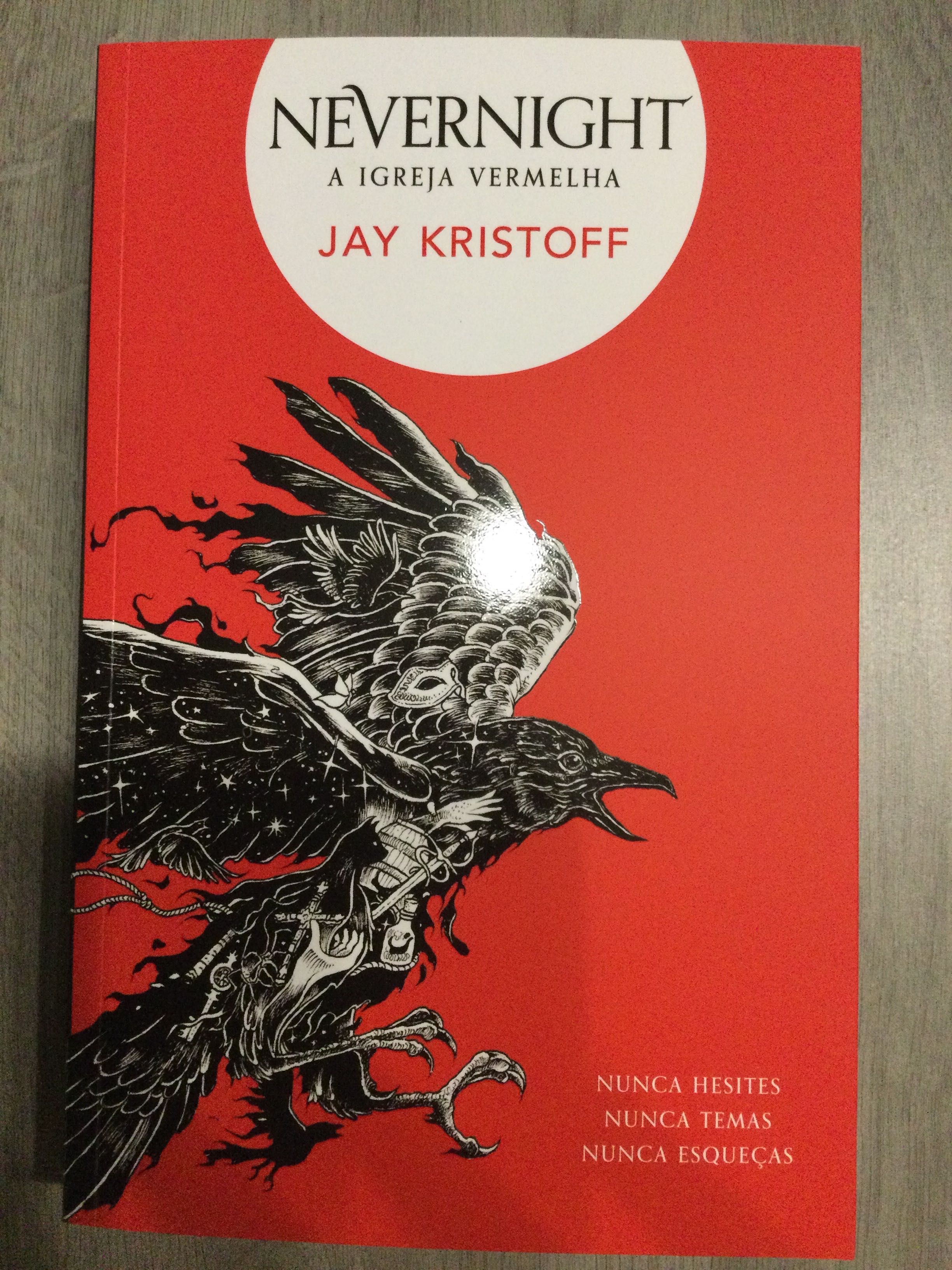 Nevernight, A igreja vermelha. Jay Kristoff