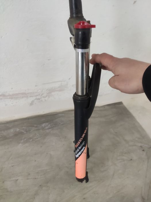 Вилка амортизаційна 28