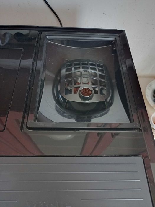 Кофе машина Miele CM 7300