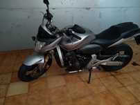 Honda hornet 600 como nova