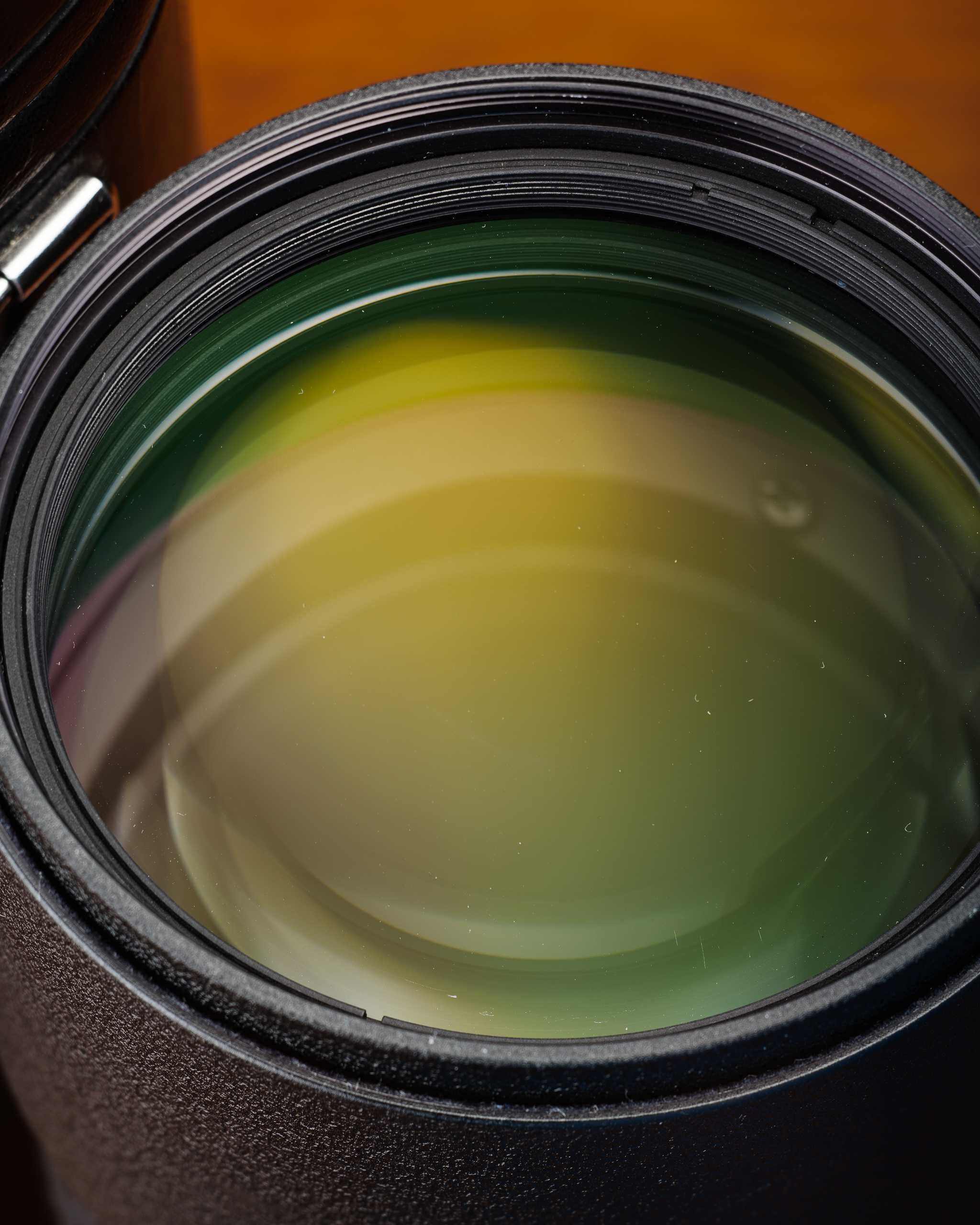 AF Nikkor 180 mm f/2.8D