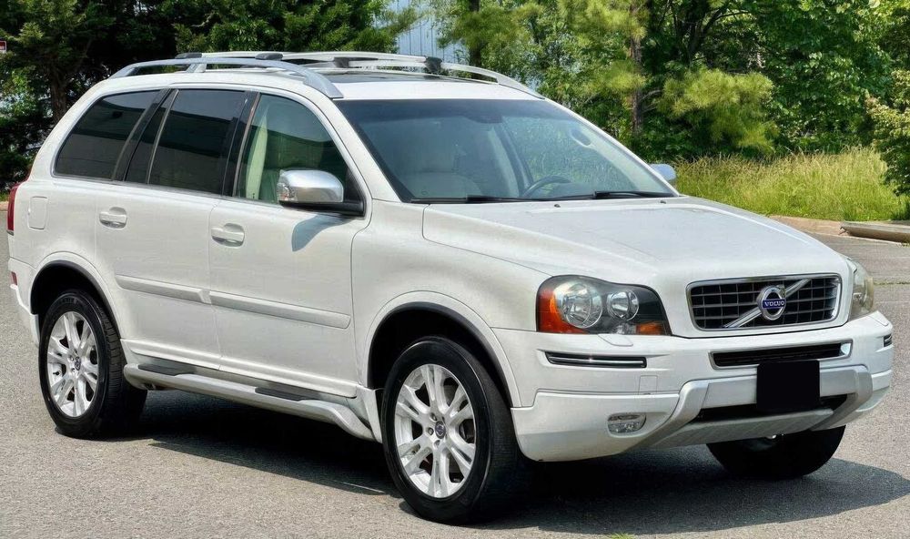 Volvo XC90      2014