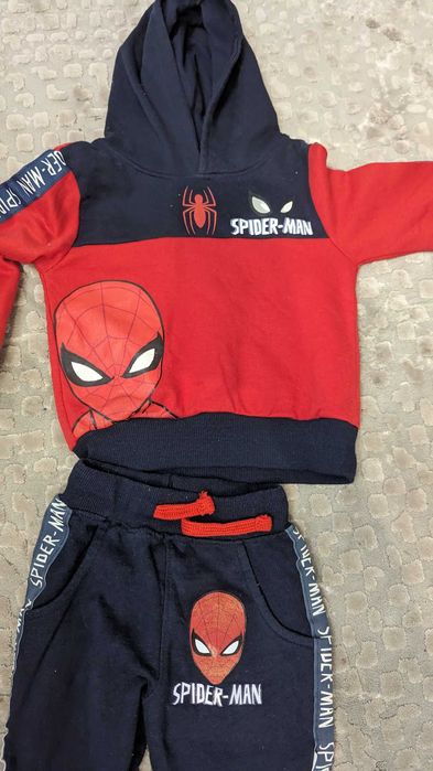 Dresy chłopięce 98 spider Man