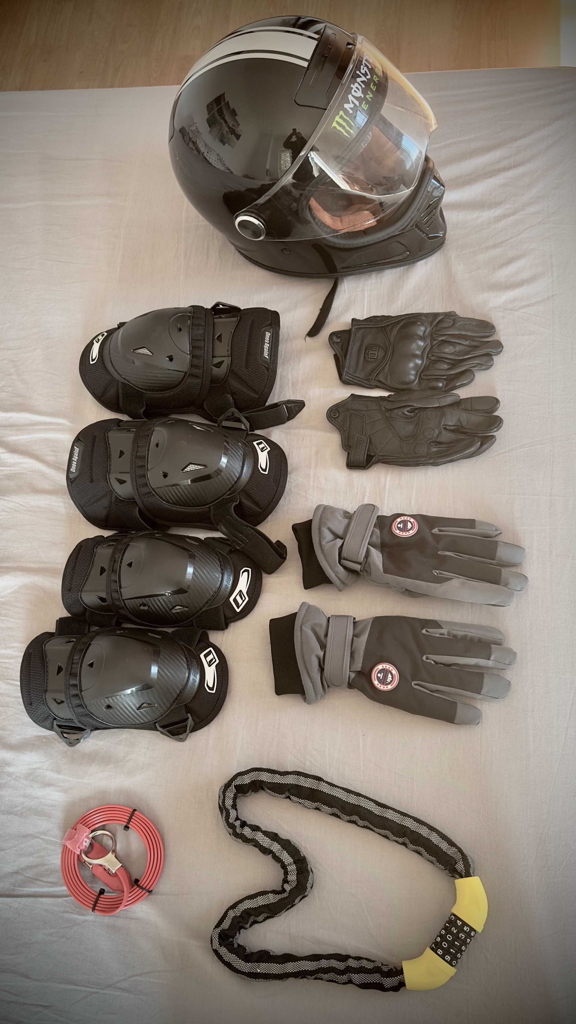 Motorcycle equipment/Equipamento para motocicletas