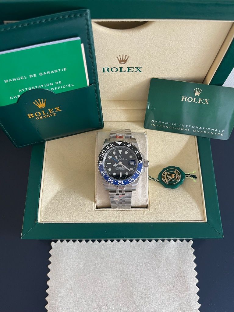 Rolex GMT-Master II The Batgirl 40mm