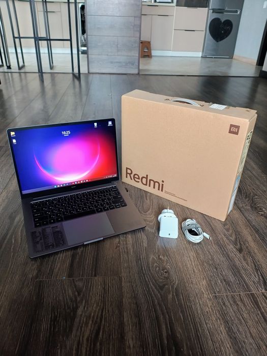 Ноутбук Xiaomi RedmiBookPro 14 i5/16/512/2.5К (JYU4379CN)