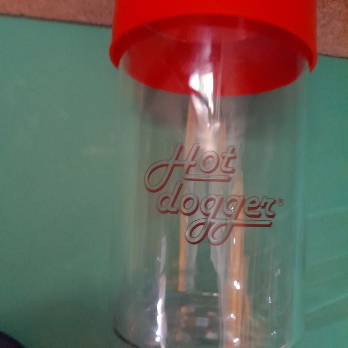 Máquina de cachorros quentes.