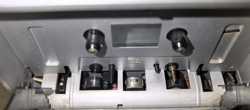 Касетні програвачі Grundig CF7000/Grundig CNF300