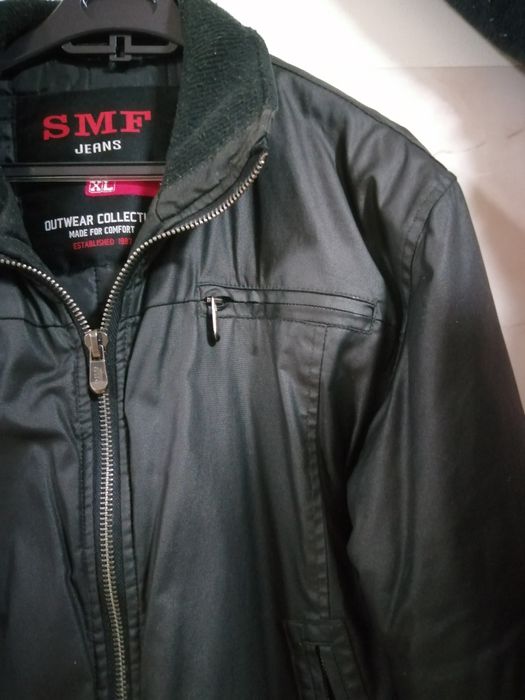 Blusão preto da SMF