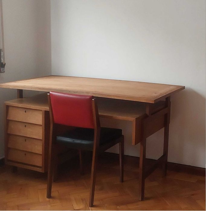 Secretaria vintage madeira e HPL