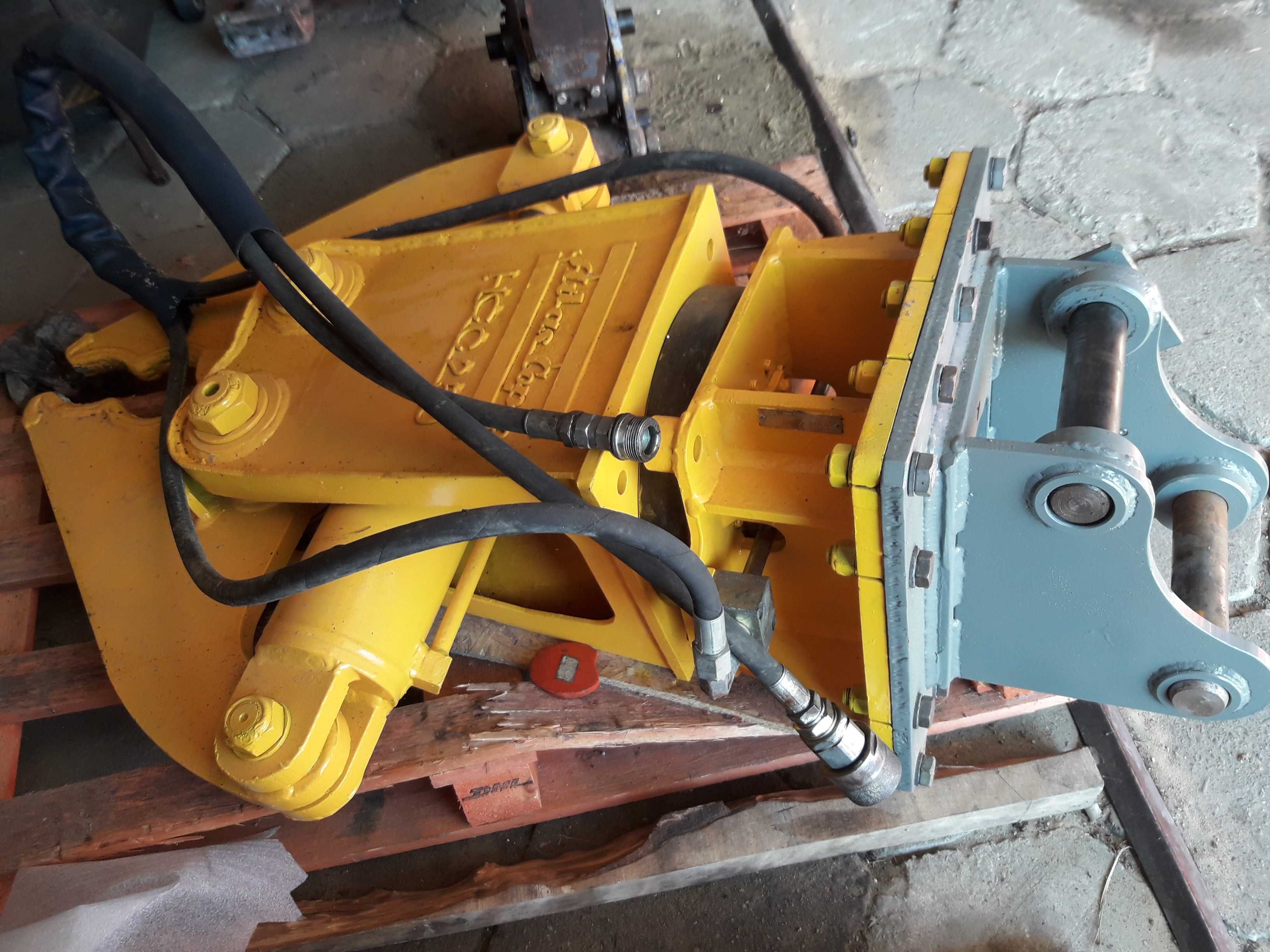 Nożyce wyburzeniowe Atlas Copco CC 250 , mocowanie S40