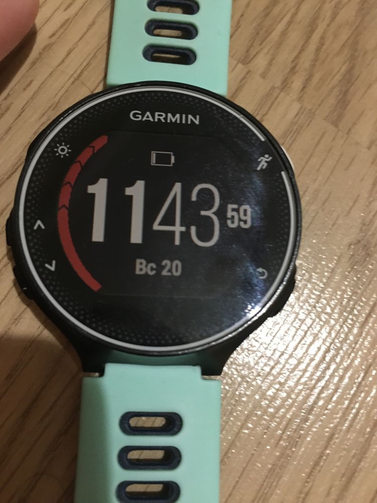 Біговий GPS-годинник зі смарт функціями garmin forerunner 230 a 2758