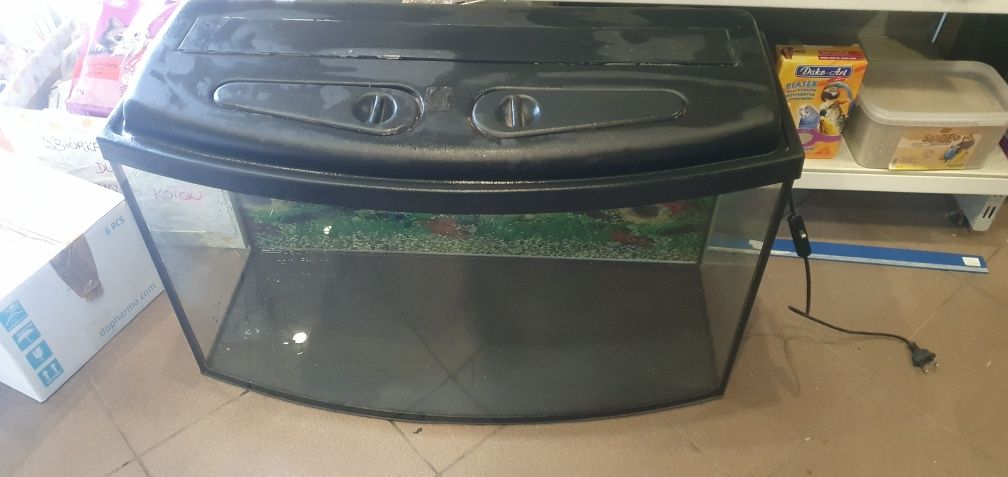Akwarium 80x30x45 126l  i oświetlenie