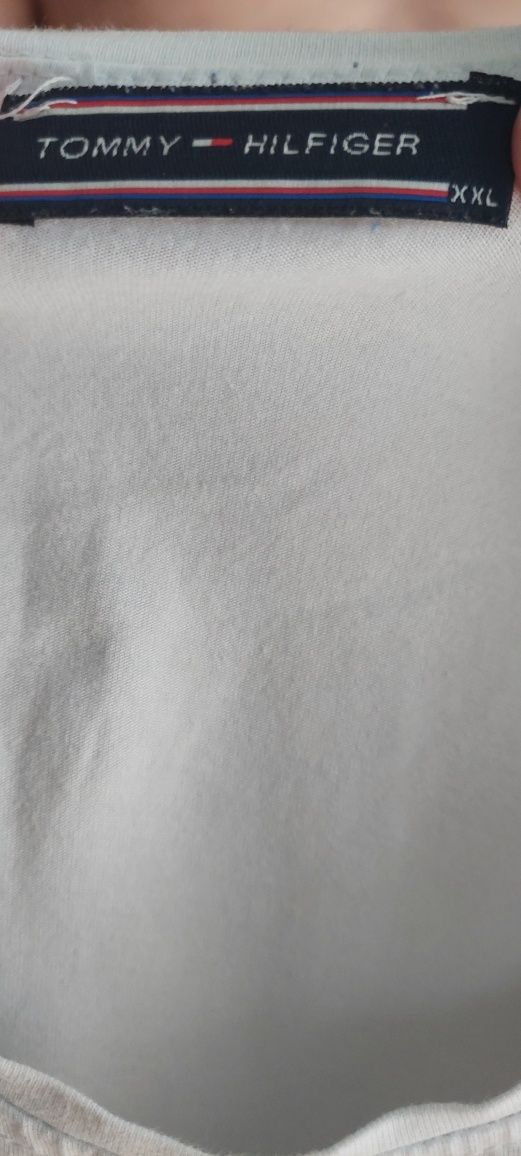 Koszulka biala z nadrukiem