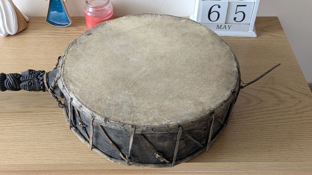 Bęben szamański Dhyangro z Nepalu – rękodzieło, vintage