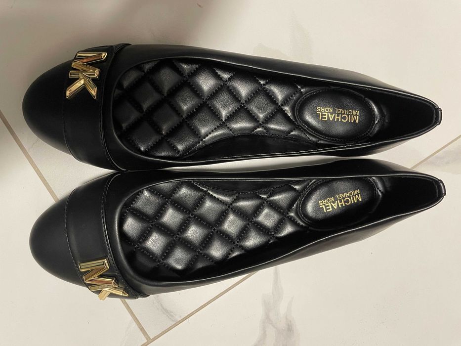 Жіночі балетки MICHAEL KORS 38р нові