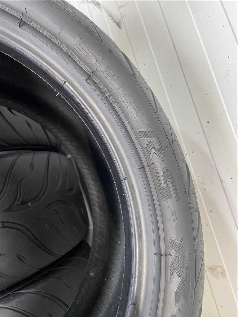 235 40 ZR17 Federal 595 RS-RR 90W 5,5mm