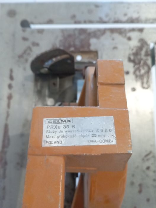 Celma pilarka tarczowa że stolikiem PRXu 35 B PRL