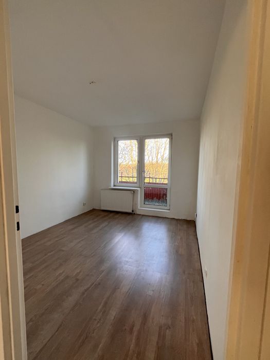 4 pokojowe na os. Lotnisko