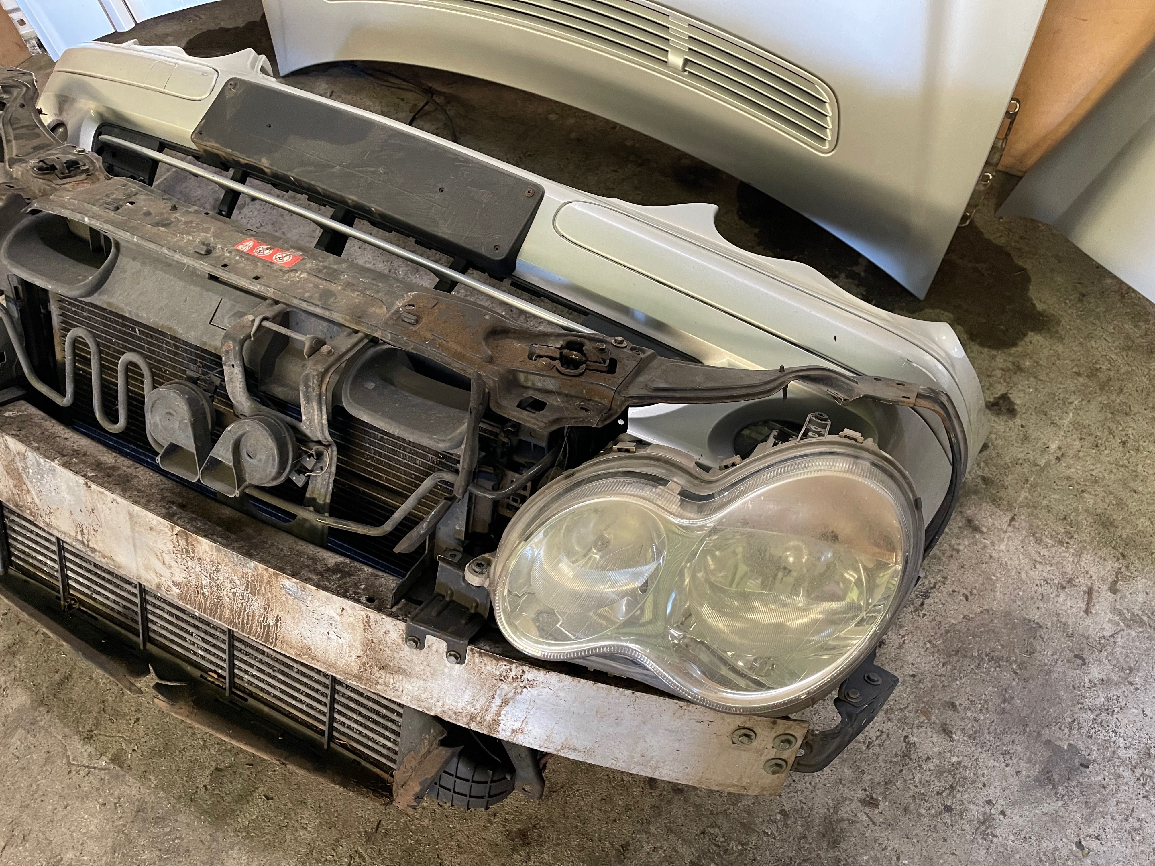 Frente Completa Mercedes W203 C220 C270 CDI PARA CHOQUES CAPO ETC