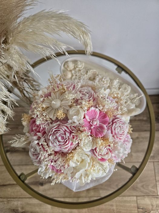 Flowerbox candlebox bukiet z wosku wieczny bukiet