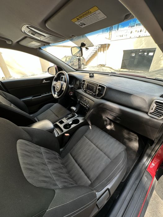Продам Kia Sportage