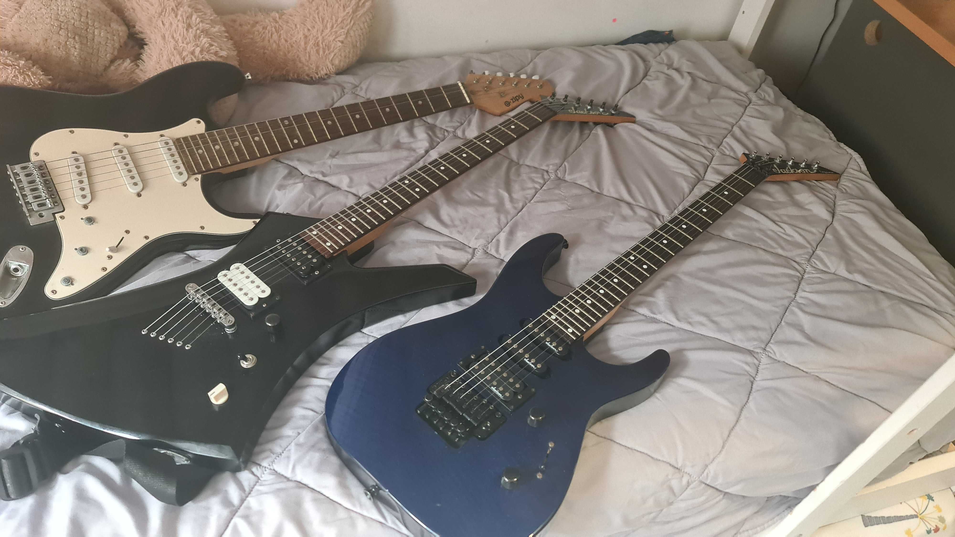 Guitarra e-zipy funcional