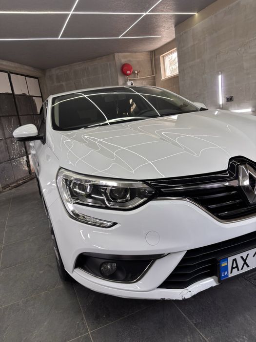 Рено меган 4 2017 рік