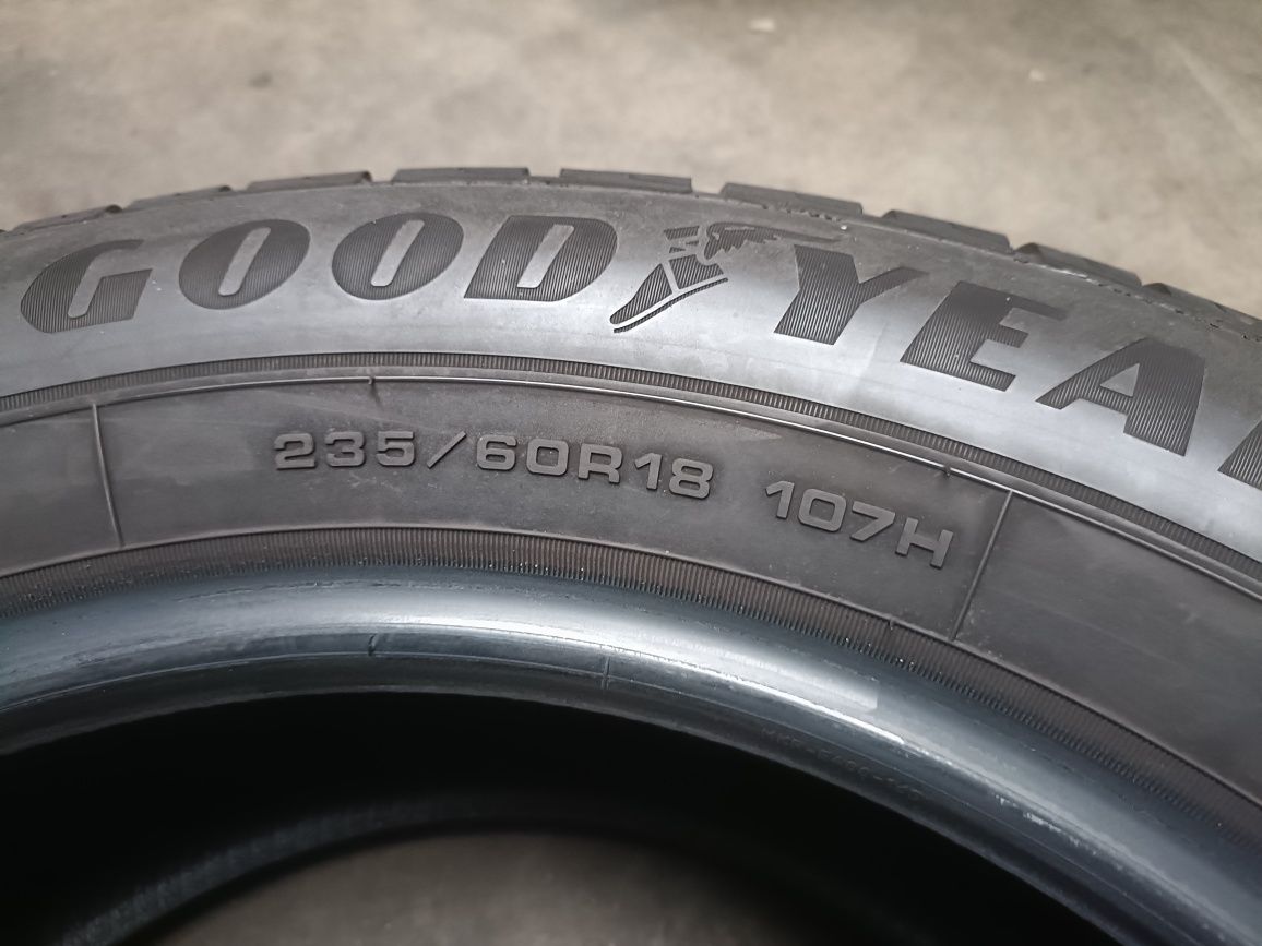 Opony zimowe Goodyear Ultragrip Performance + SUV 235/60R18 107H