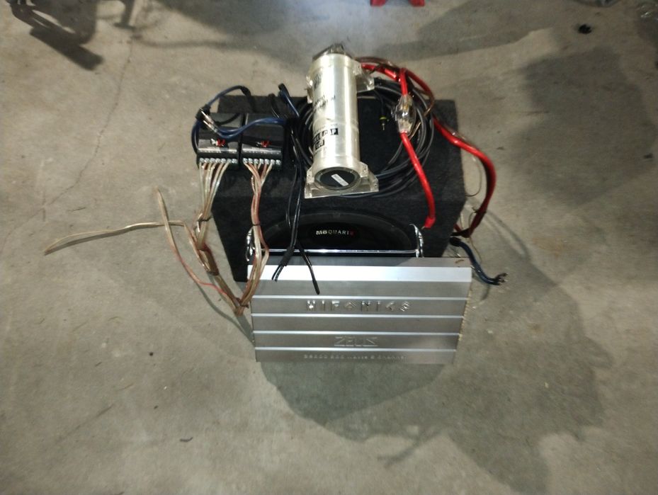 Zestaw Wzmacniacz Hifonics subwoofer mbquart zwrotnice