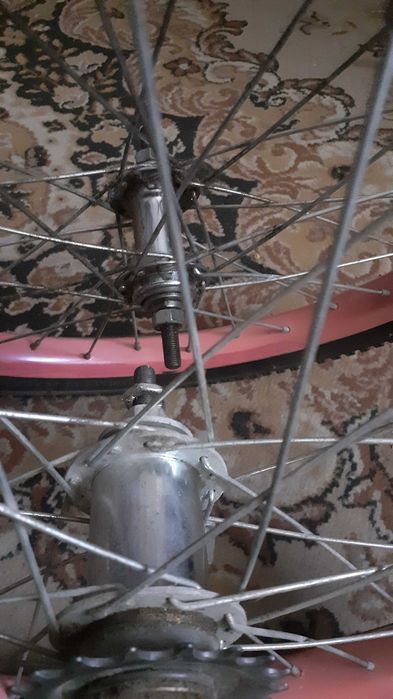 Колёса на велосипед в сборе