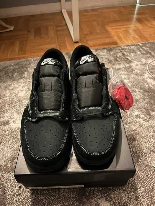 "Buty koszykówki" Jordan_1_Retro_Low_OG_SP_Travis_Scott_Black_R.42